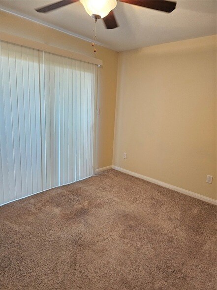 Building Photo - 8415 Hearth Dr