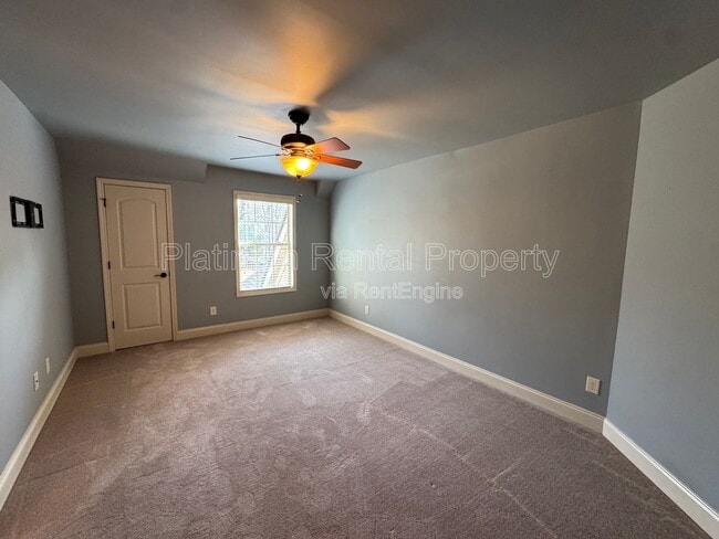 Building Photo - 1811 Traditions Way