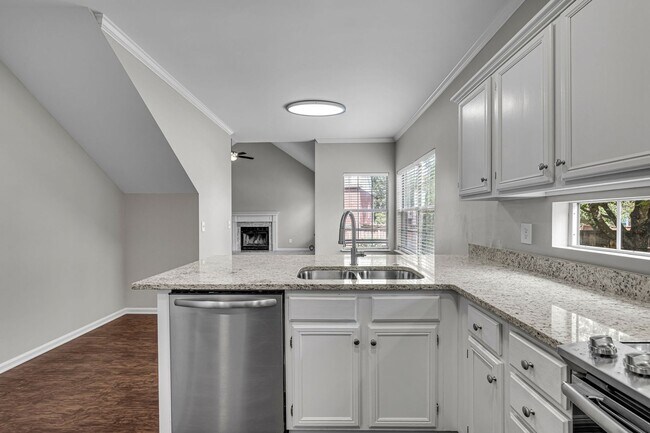 Building Photo - Spotless home in sought after Fieldstone Farms!