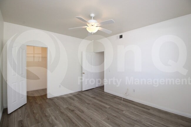 Building Photo - 16013 S Desert Foothills Pkwy