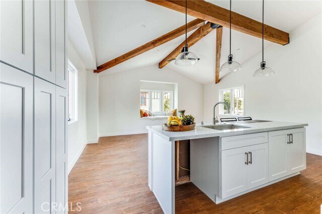 Building Photo - 117 N Vista Bonita Ave