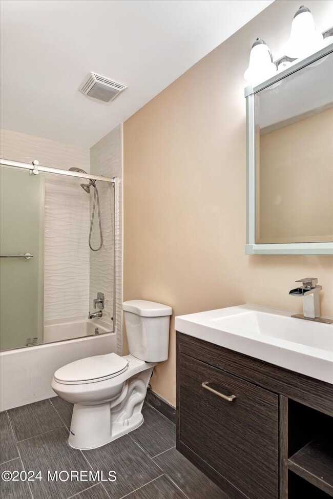 Building Photo - 43 Hummingbird Ct