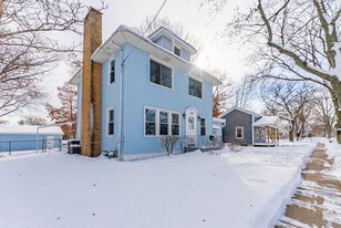 Building Photo - 125 S Main St