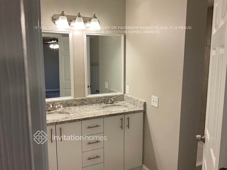 Building Photo - 4104 Windermere Dr