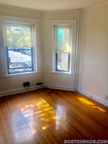 Building Photo - 17-19 Washington St.