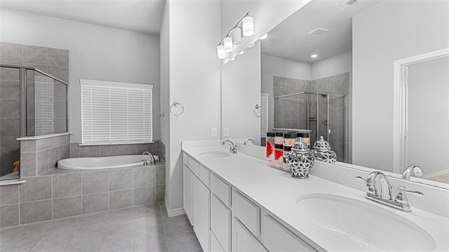 Building Photo - 3800 Carmel Hills Dr