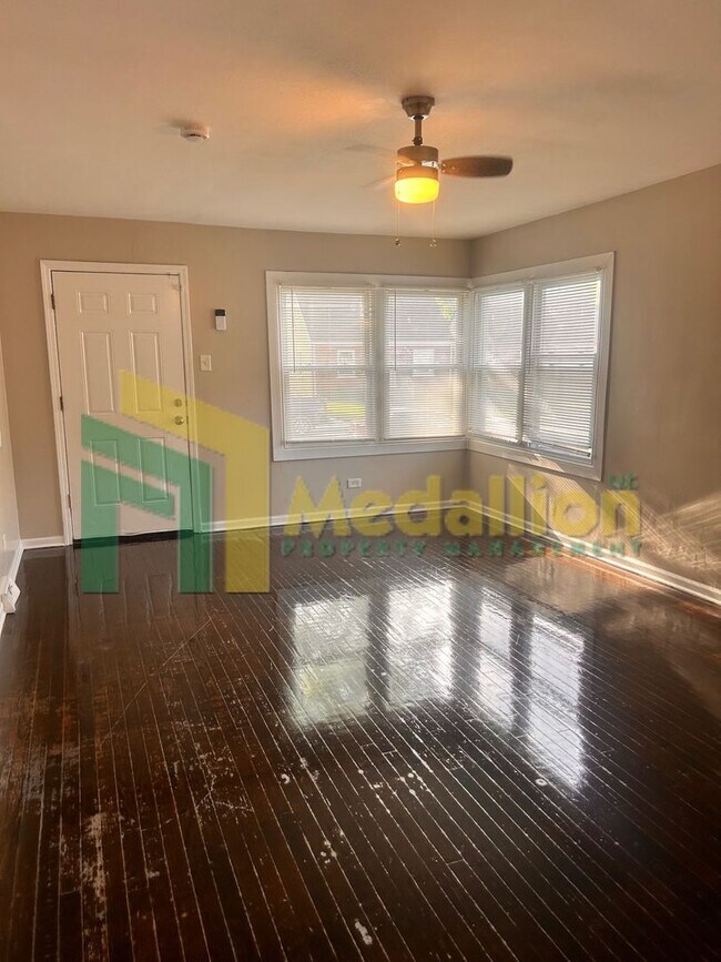 Building Photo - Updated 3-Bedroom Raised Brick Ranch with Spacious Backyard