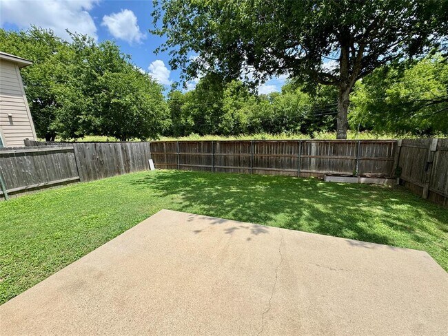 Building Photo - 7916 Nater Ln