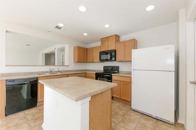 Building Photo - 1141 Renaissance Trail
