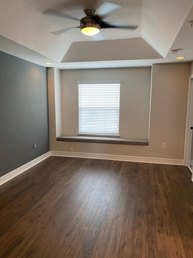 Building Photo - 1061 Clifton Springs Ln
