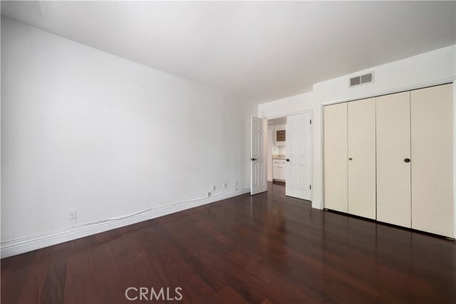 Building Photo - 1242 S Barrington Ave