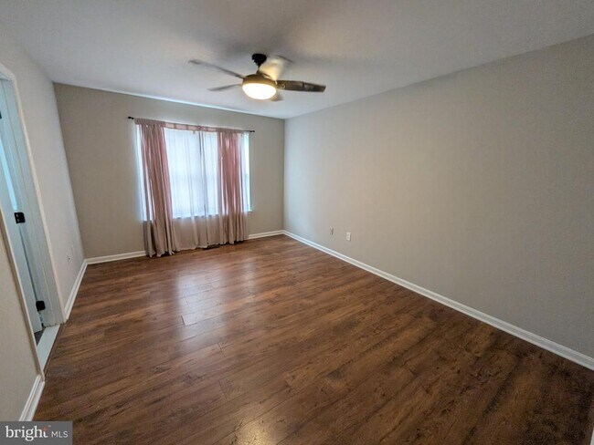Building Photo - 107 Chessie Ct