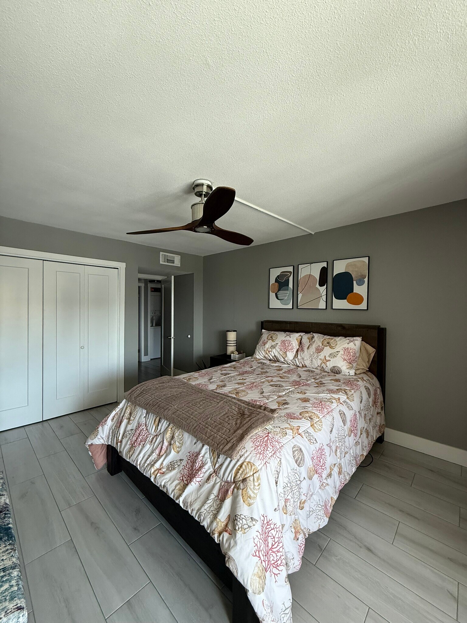 Guest bedroom view 1 - 1460 Gulf Blvd