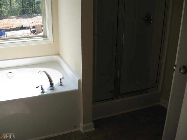 Building Photo - 4955 Ducote Trail