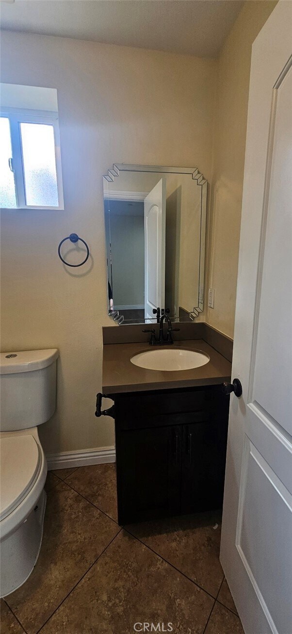 Building Photo - 611 E 75th St