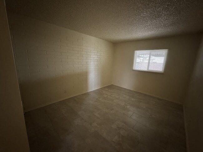 Building Photo - 7125 W Mariposa St