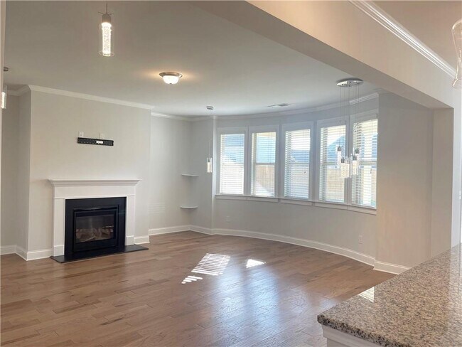 Building Photo - 4020 Adder Cir