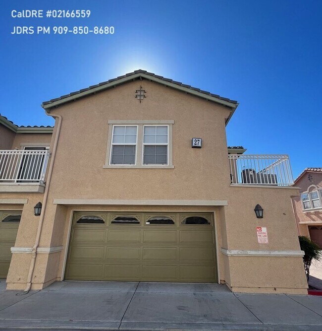 Building Photo - Rancho Cucamonga 3 bedroom Townhouse