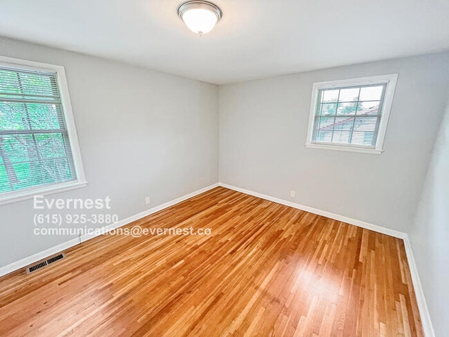 Building Photo - Charming 3-Bedroom Family Home in Great Lo...