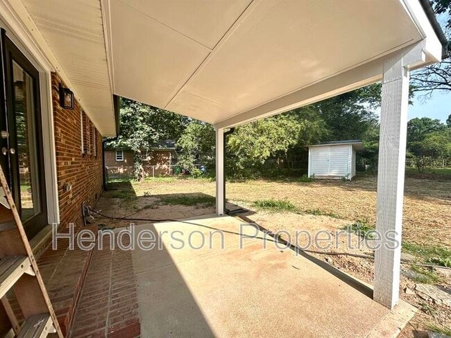 Building Photo - 5405 Myrica Ln