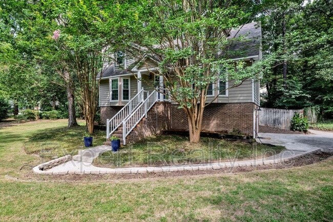 Building Photo - 5501 Heath Row Dr