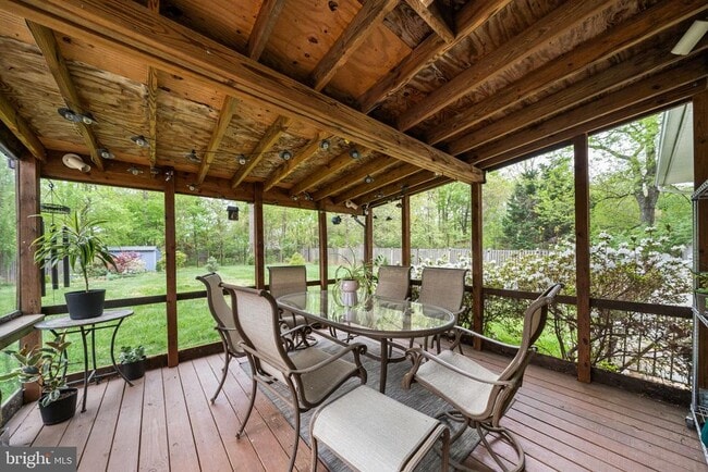 Building Photo - 12013 Hamden Ct