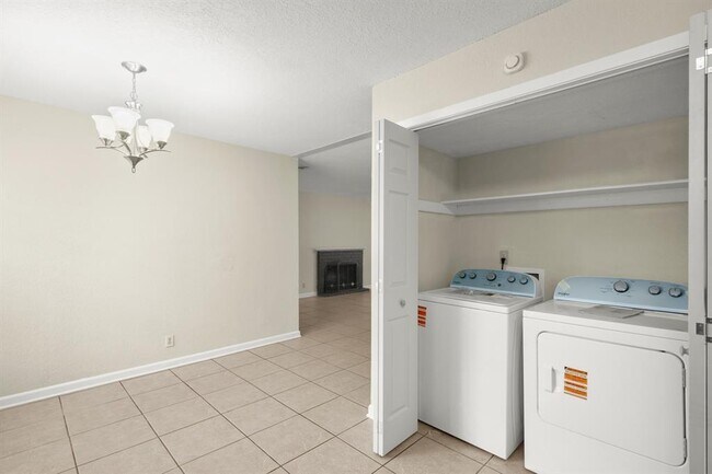 Building Photo - 3801 Foust Trail