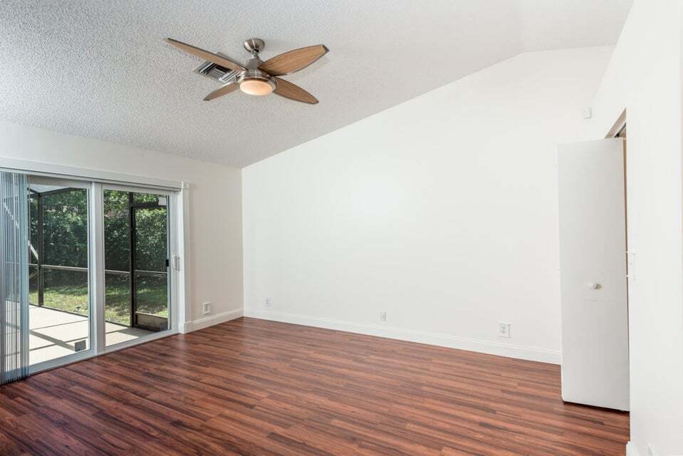 Building Photo - 5514 NW 41st Ter