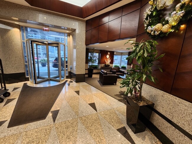 Building Photo - 440 N Wabash Ave