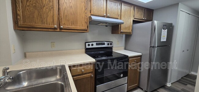 Building Photo - 5416 Evard Rd