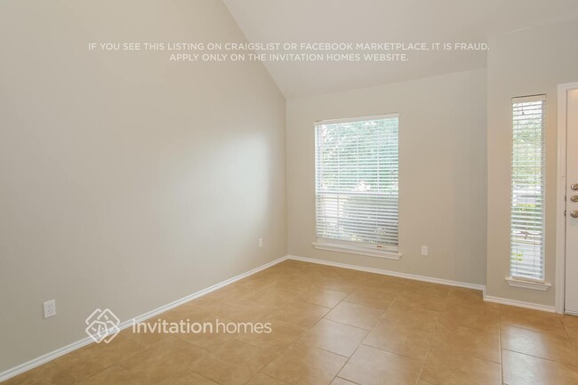Building Photo - 14820 Lipton Ln