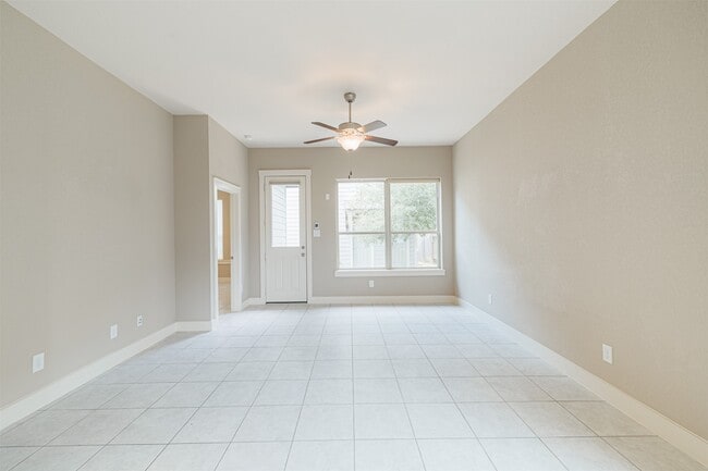 Building Photo - 16831 Osprey Bend Dr