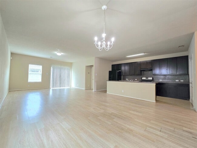 Building Photo - 18319 Tuscana Shores Dr