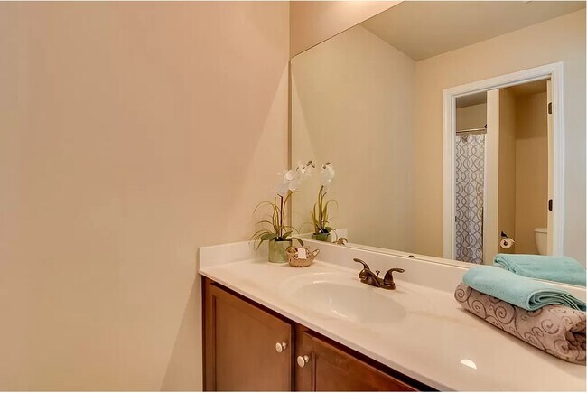 Building Photo - 151 Seaton Ave