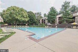 Building Photo - 329 Shawmont Ave