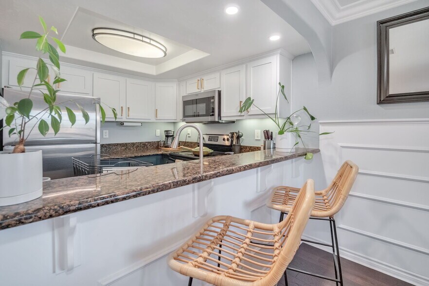 Building Photo - 2736 B St