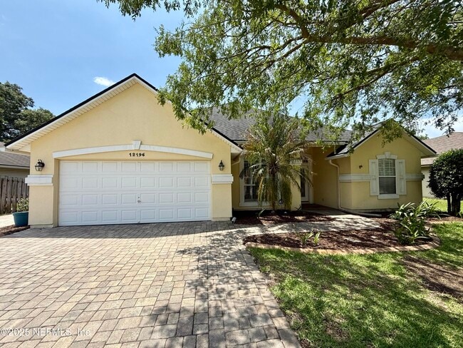 Primary Photo - 12196 Lake Fern Dr