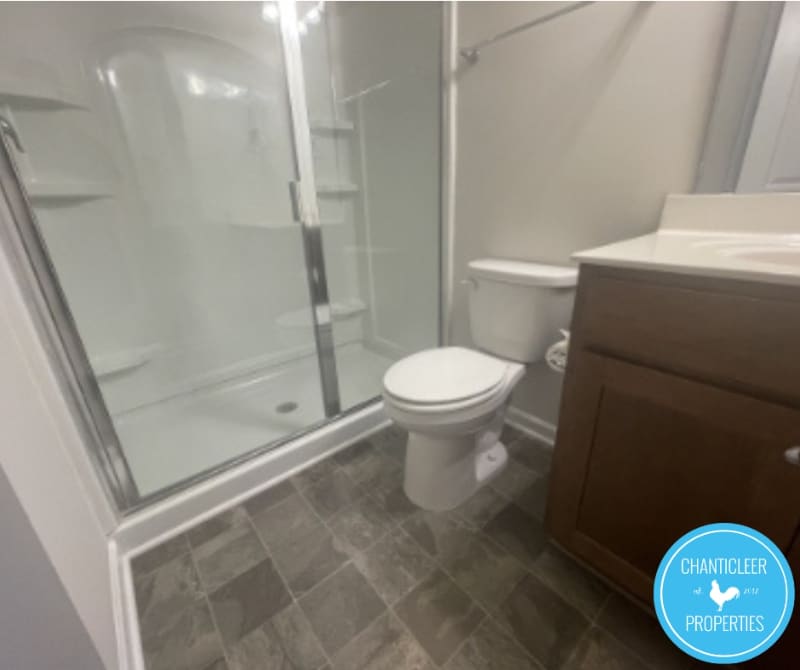 Building Photo - 112 Hoyne Way