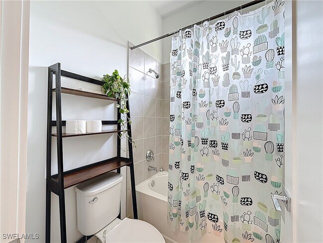 Building Photo - 5277 Lamone Ln