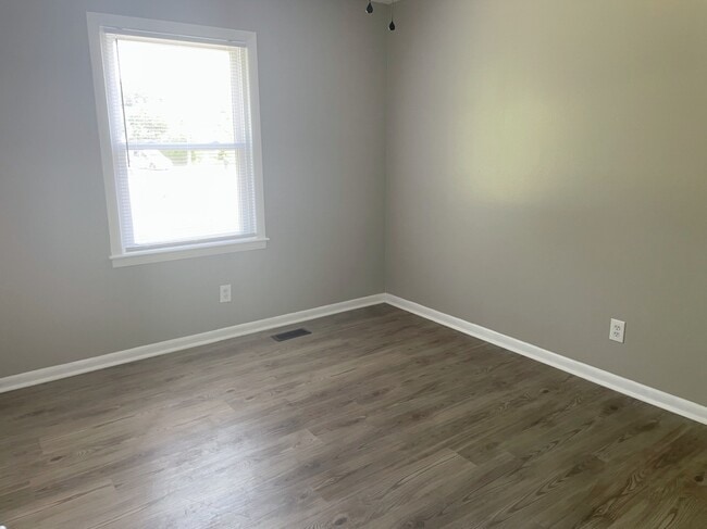 Building Photo - 4709 Cheltenham Rd