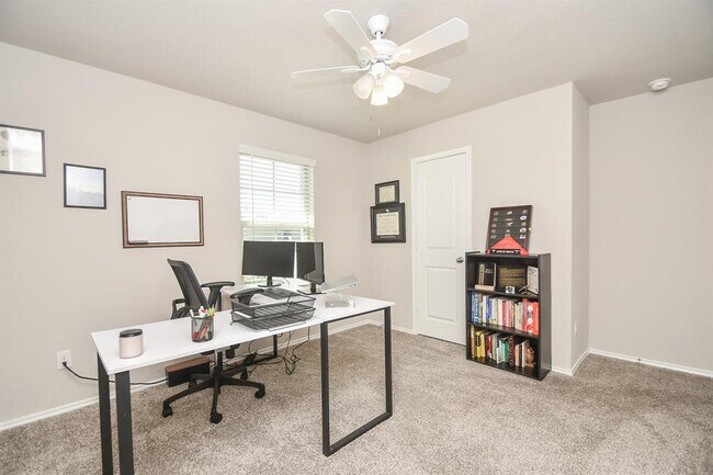 Building Photo - 21602 Victoria Harbor Dr