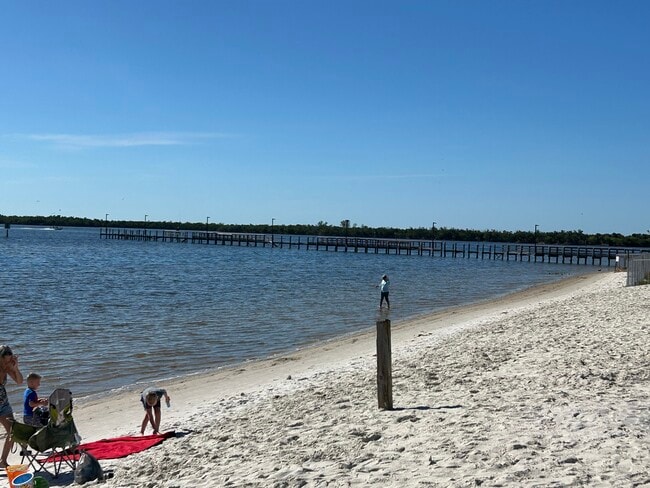 Building Photo - 19505 Quesada Ave