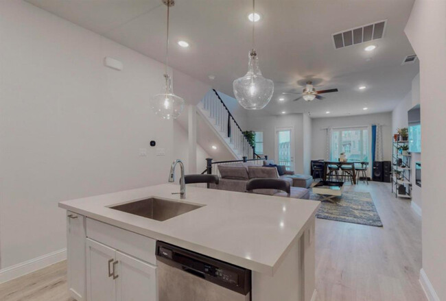 Living Room/Kitchen Area (2nd Floor) - 2510 Plumas Dr