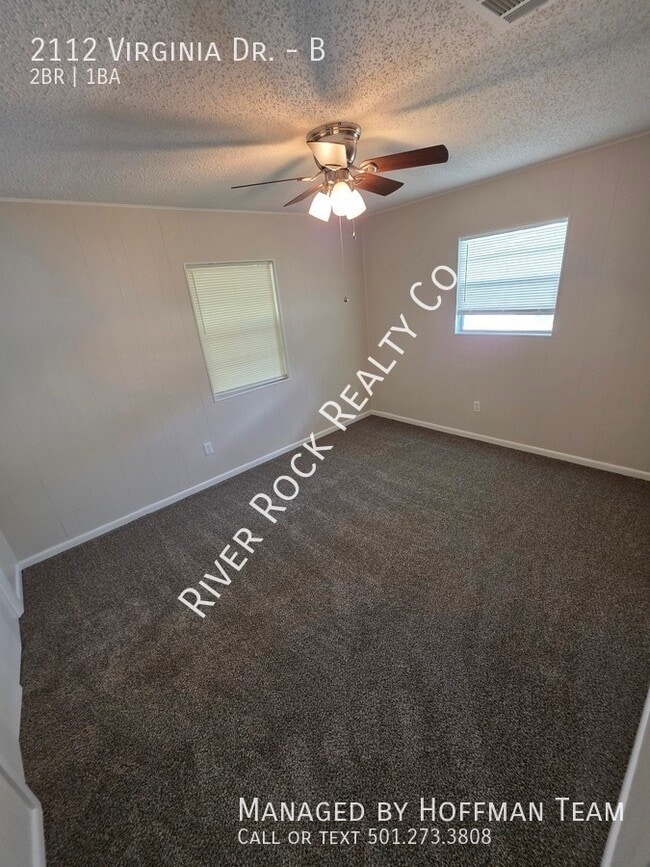 Building Photo - 2112 Virginia Dr