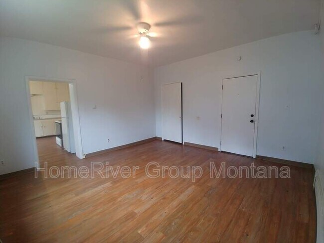 Building Photo - 603 Stephens Ave