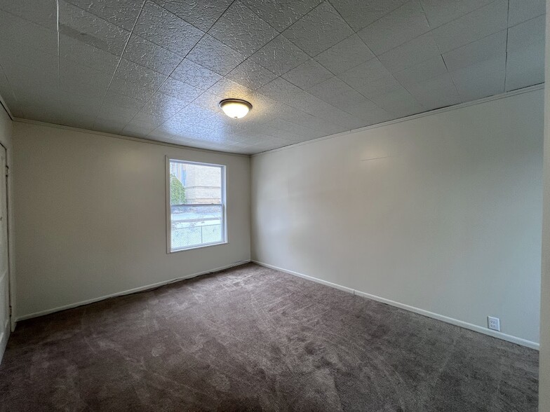 Building Photo - 425 Ohio Ave