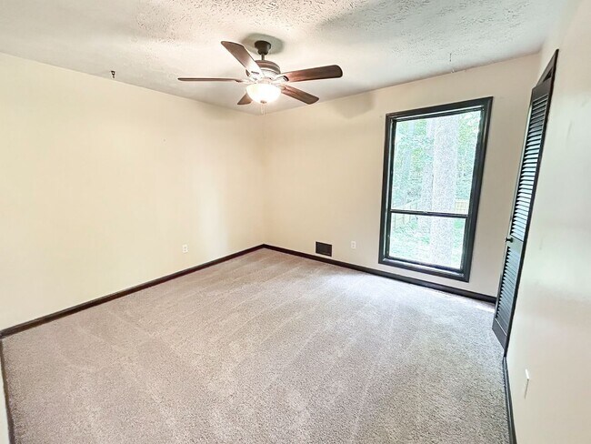 Building Photo - 3 BR Wooded Retreat in the Heart of East Cobb!