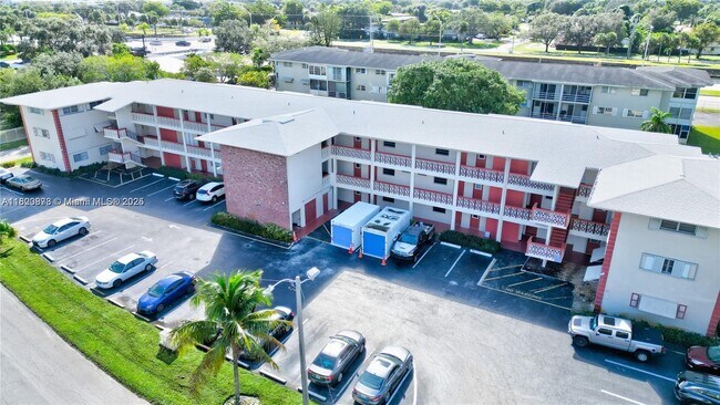 Building Photo - 4730 NW 10th Ct