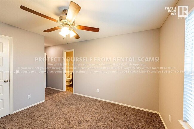 Building Photo - 1284 N Corsica Dr