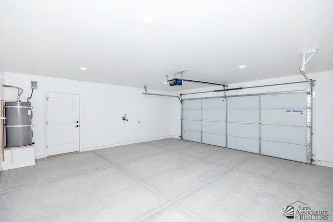 Building Photo - 13426 S Scott Ave